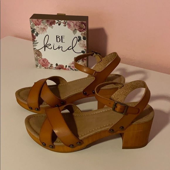 MIA Shoes - Mia | New Strappy Platform Sandal Size 7.5 Regular